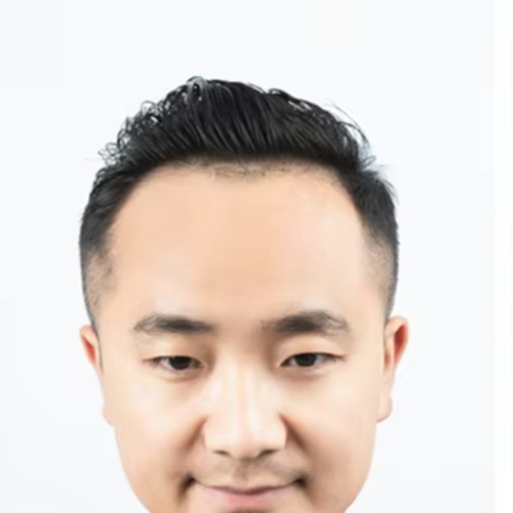Roots Care client before: Fuller coverage with a soft, natural texture